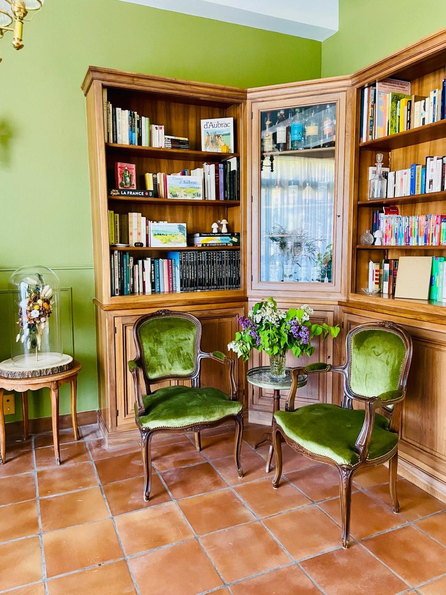 La Maison Au Toit Vert Espalion Luaran gambar